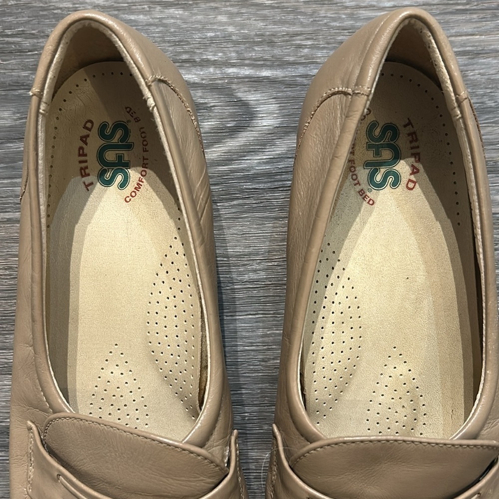 SAS Easier Dress Loafer Tan Mocha Tri Pad Leather Wedge Heel Slip On Shoes 9W - Picture 7 of 11